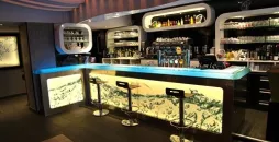 Le Bar