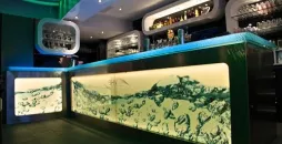 Le Bar