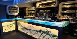 Le Bar